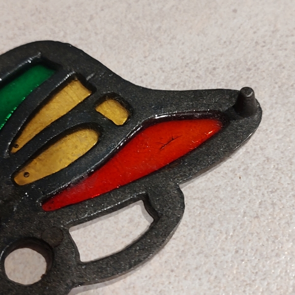 Add color to your table setting beautiful Cast Iron Butterfly Footed trivet - Picture 6 of 11